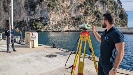 Preparing for sea-level rise thanks to hydrography